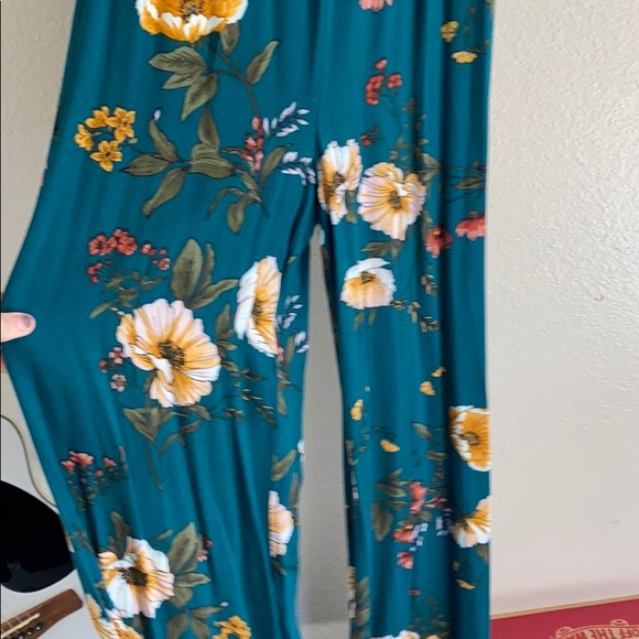 Floral spring romper, low cut, long legged. - Picture 2 of 3